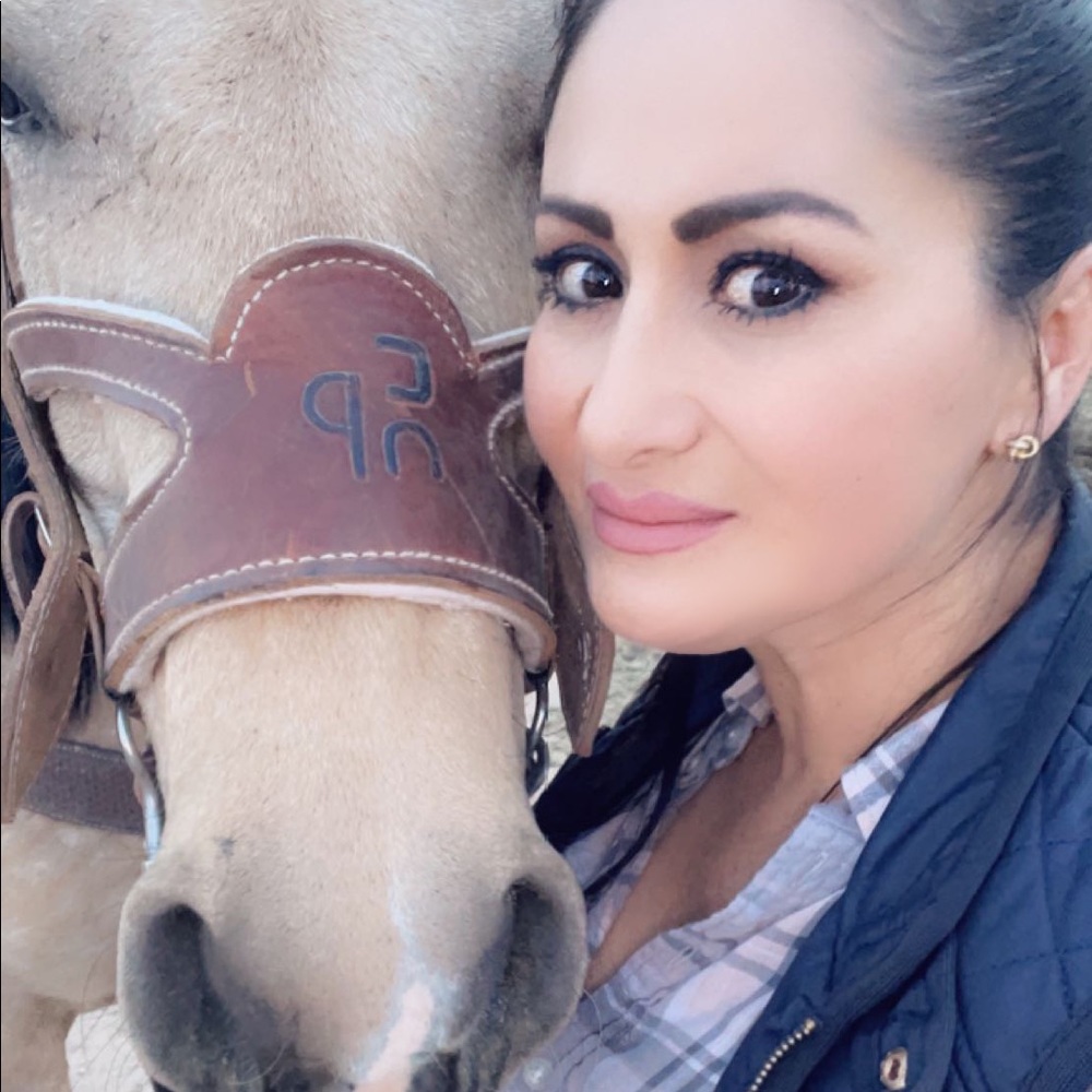 Meet your Posher, Patricia